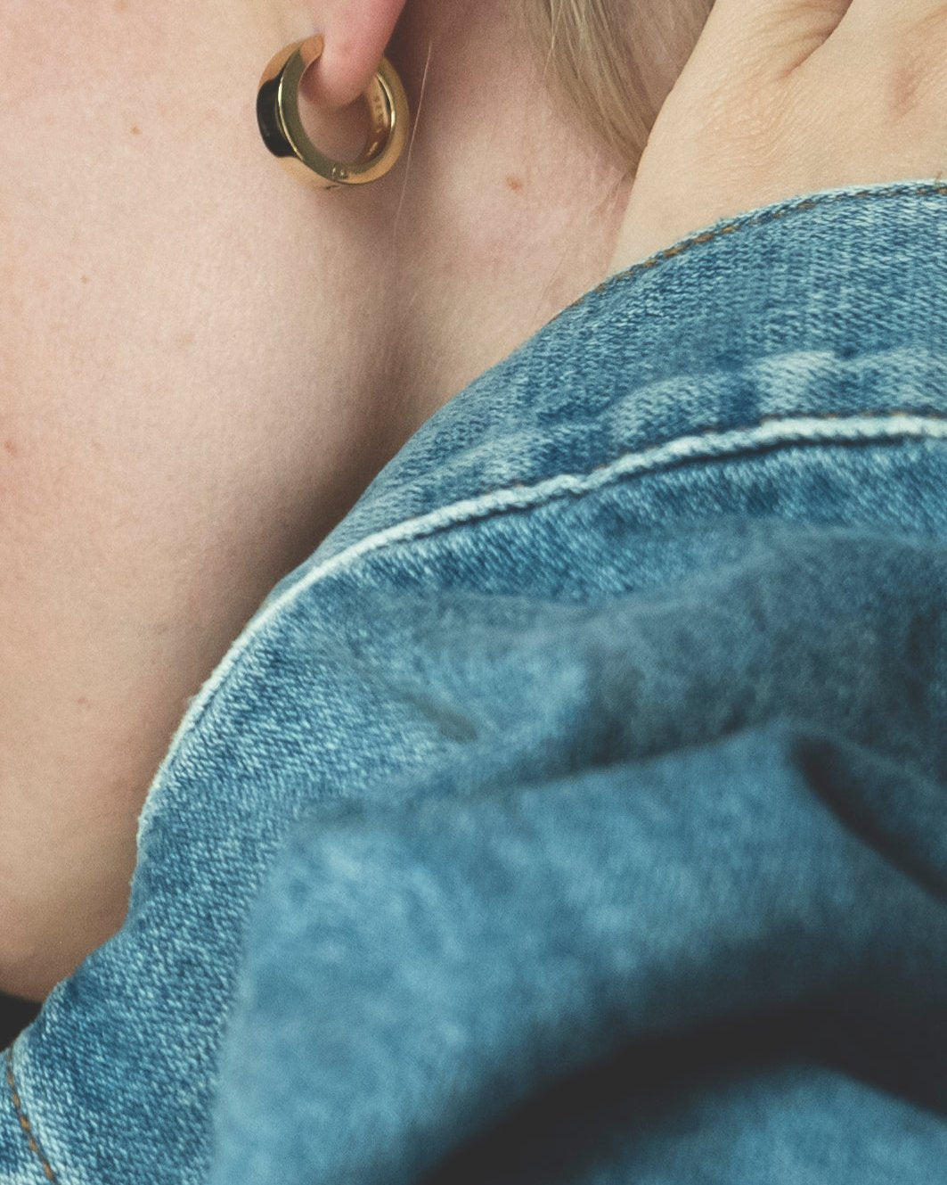 EARRING 01 GOLD POLISHED