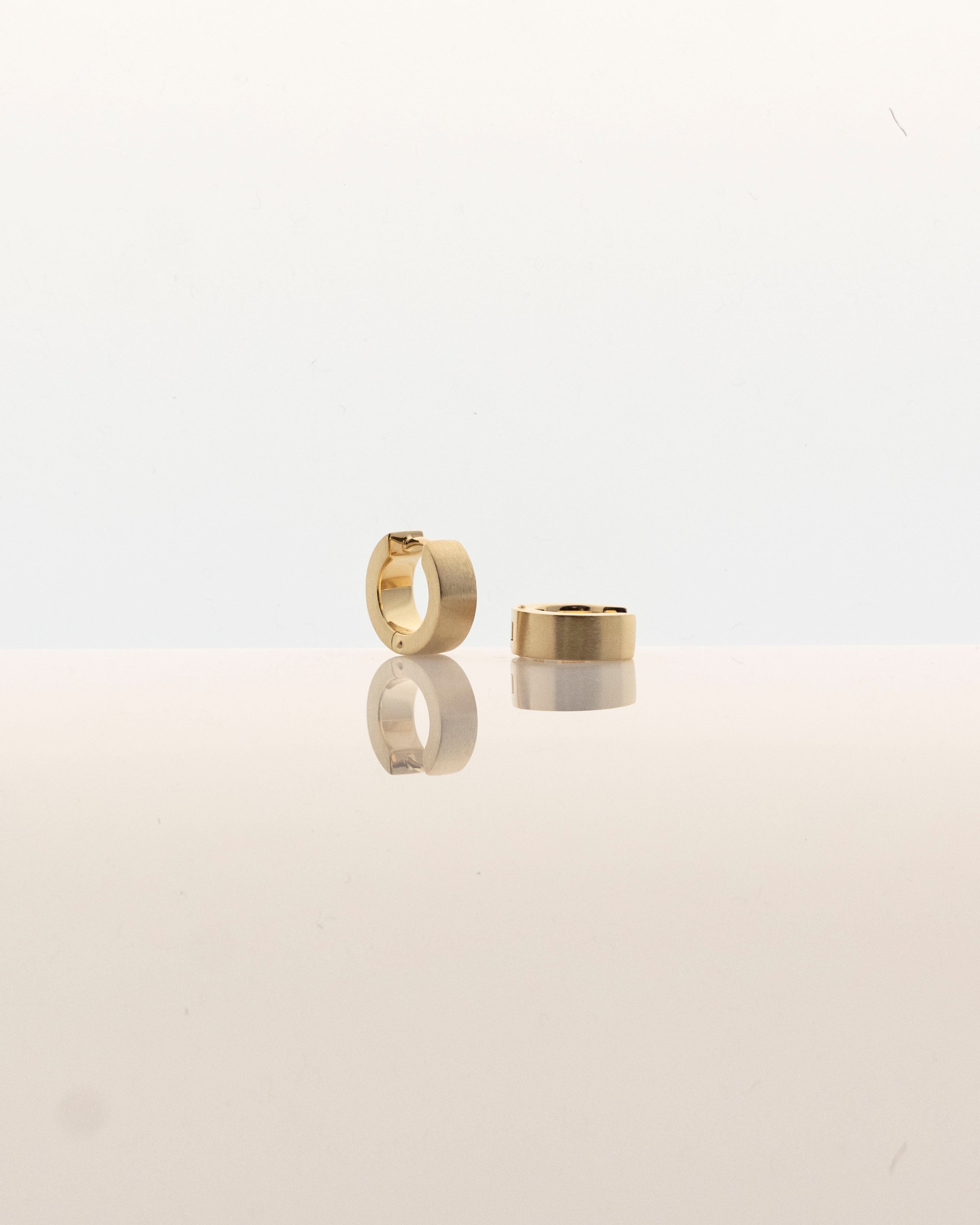 EARRING 02 GOLD BRUSHED