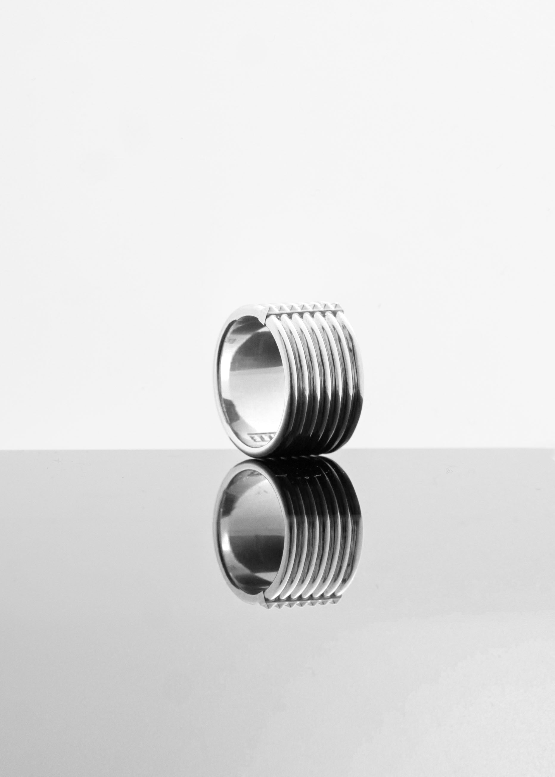 RING 07 SILVER