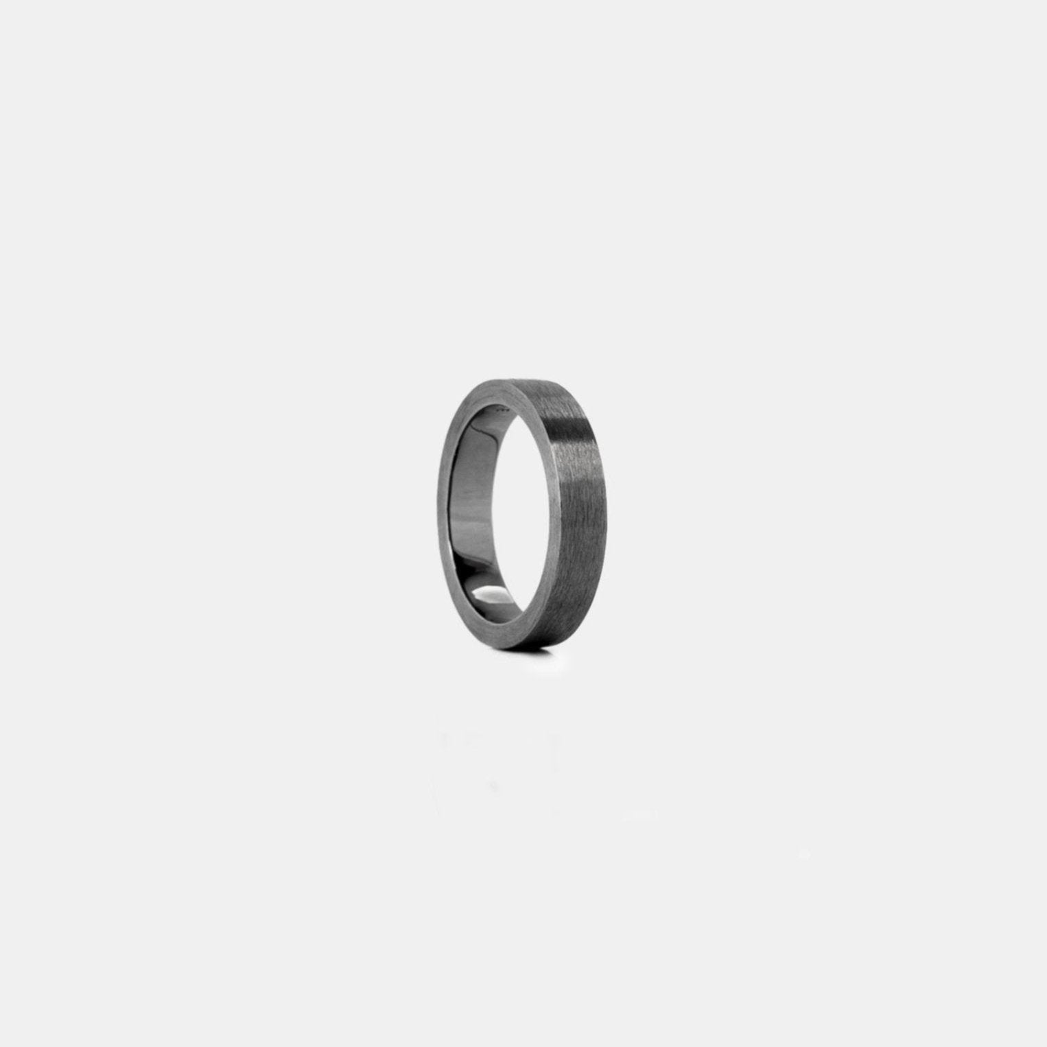 RING 01 BLACK BRUSHED